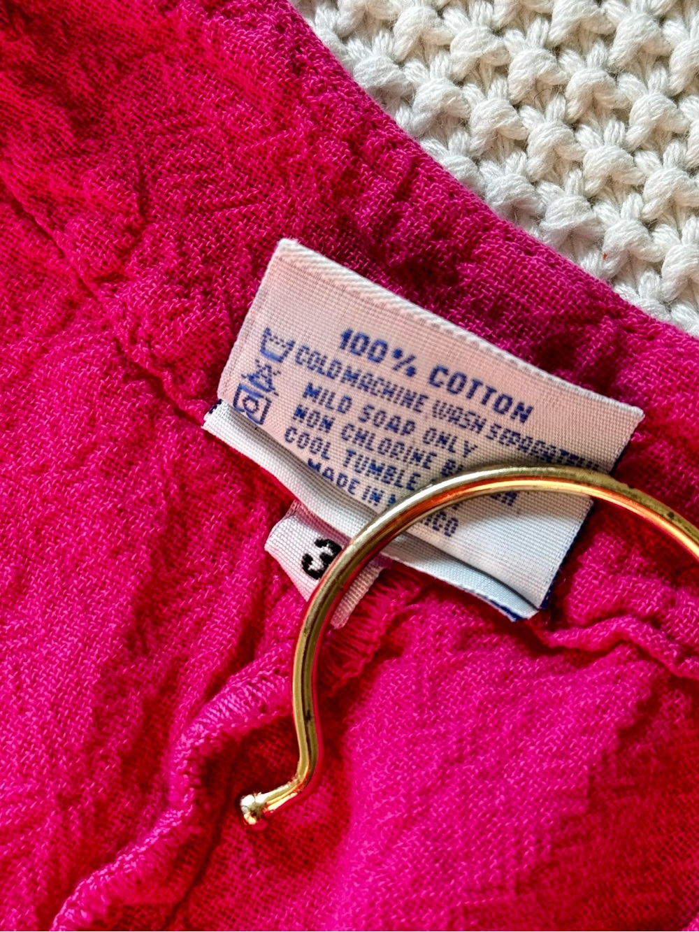 Oh My Gauze! Ruched 3/4 Sleeve Scoop Neck Tunic, Pink – Size 3 (XL / XXL) - Picture 7 of 7